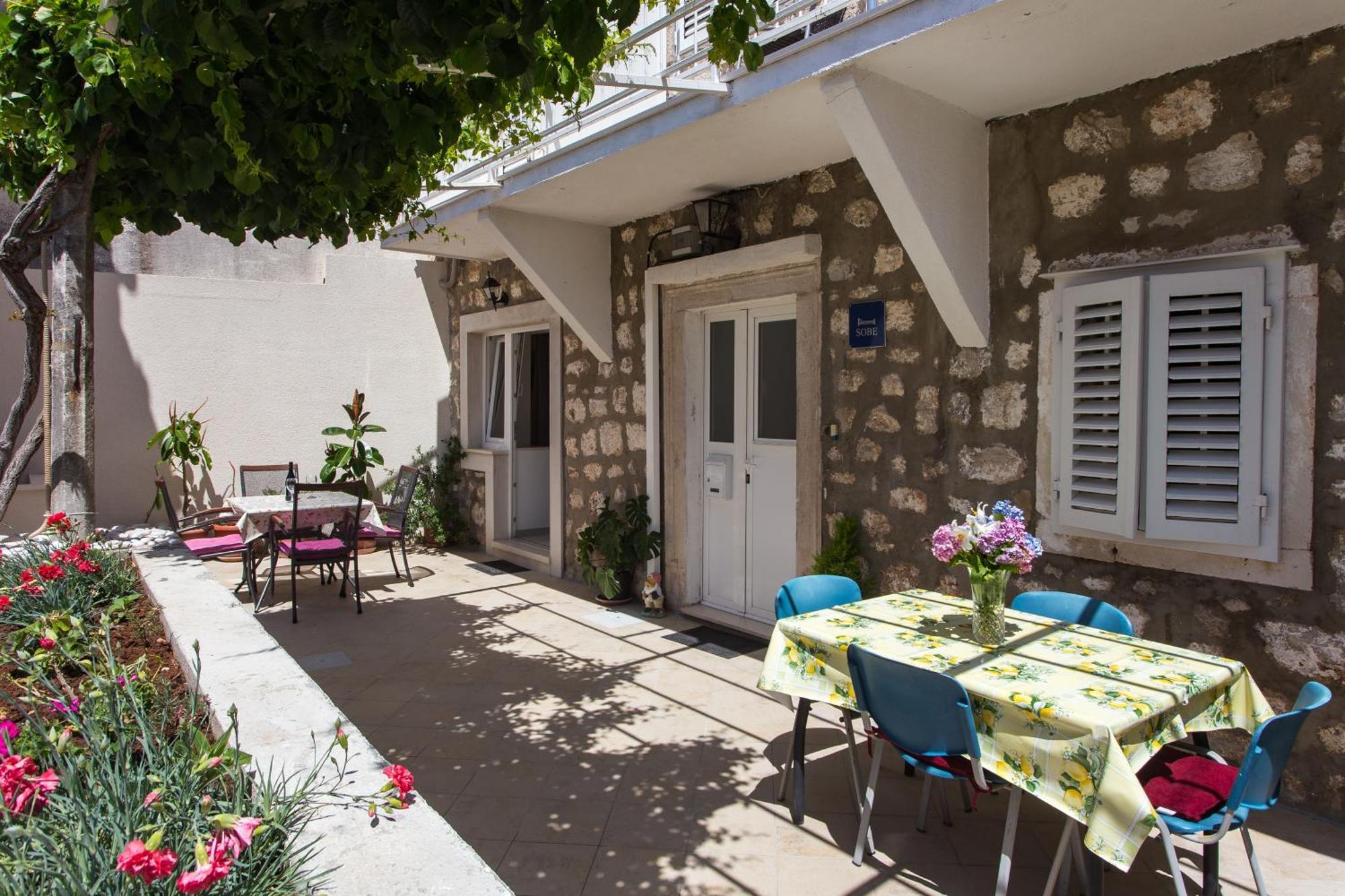 Guest house Mare-soba Sa Terasom Dubrovnik