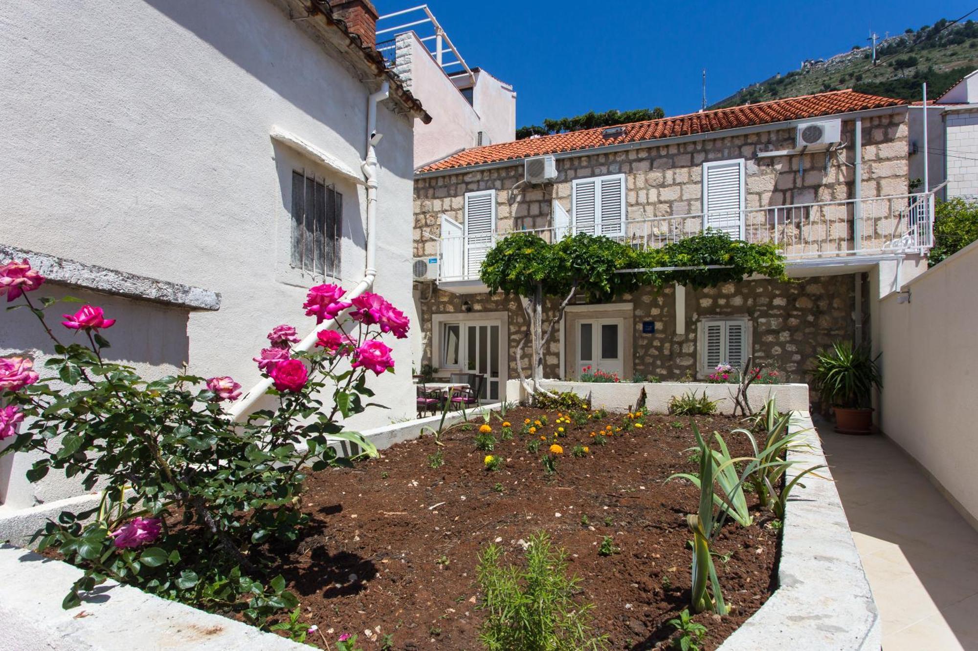 Mare-soba Sa Terasom Dubrovnik